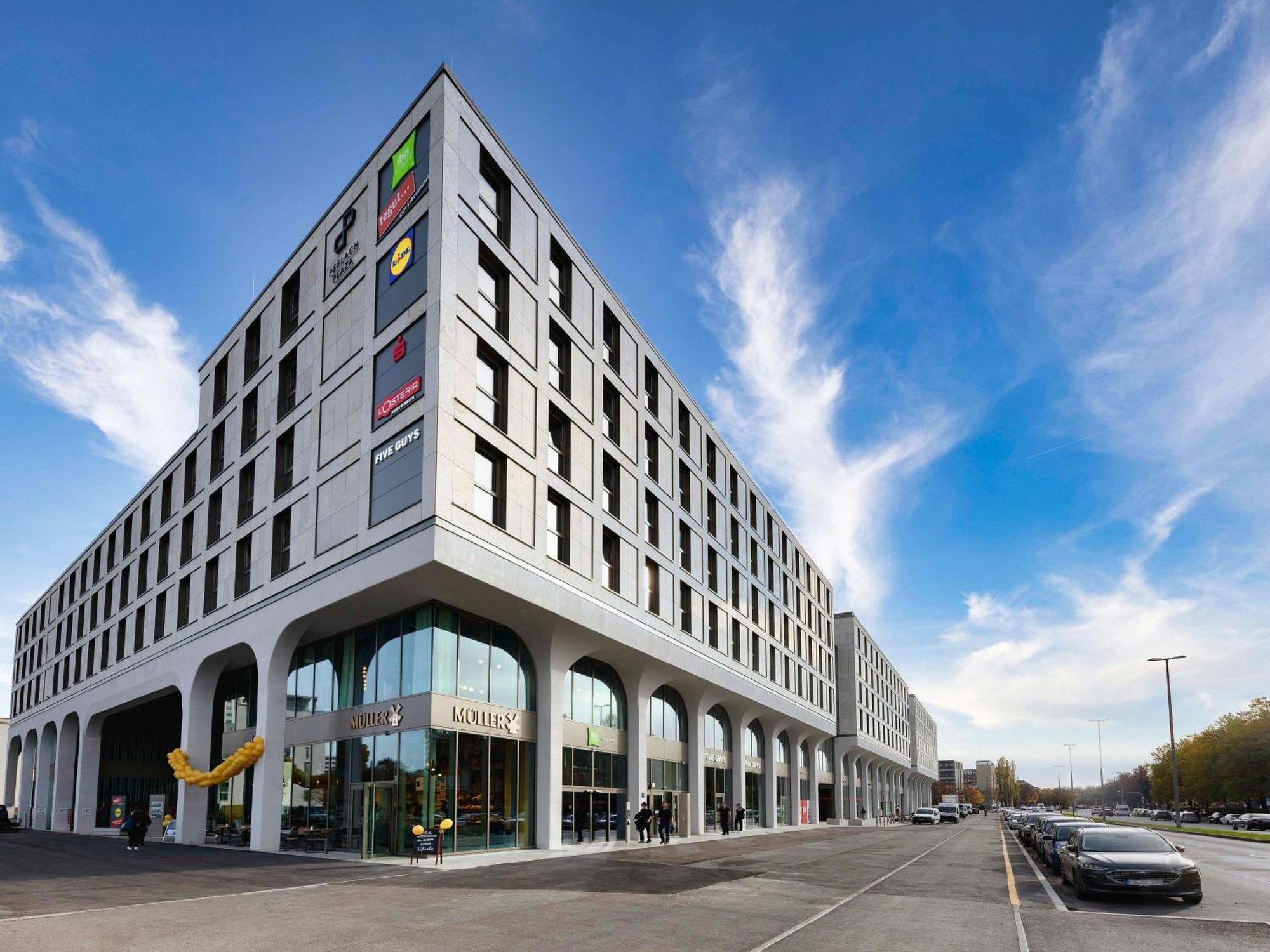 Ibis Styles Muenchen Perlach, Munich